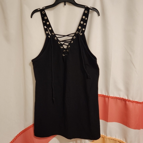 Torrid - Black lace-up gromet tank. Size 1 - Picture 2 of 5